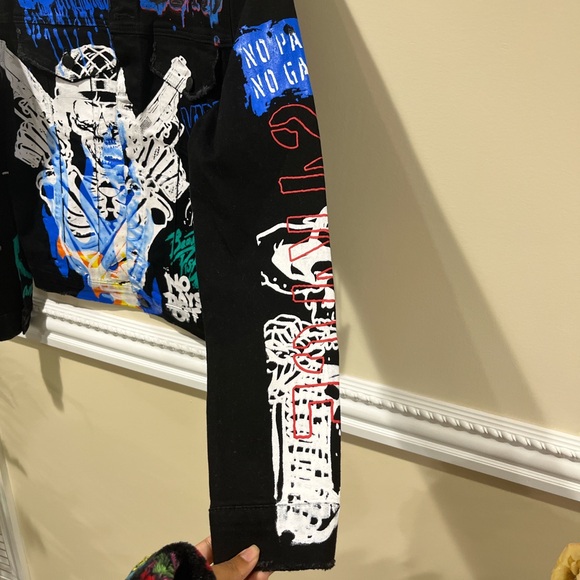 Brand New Mens GFTD Los Angeles Black Streetwear Skull Painted Denim Jacket - Picture 5 of 6